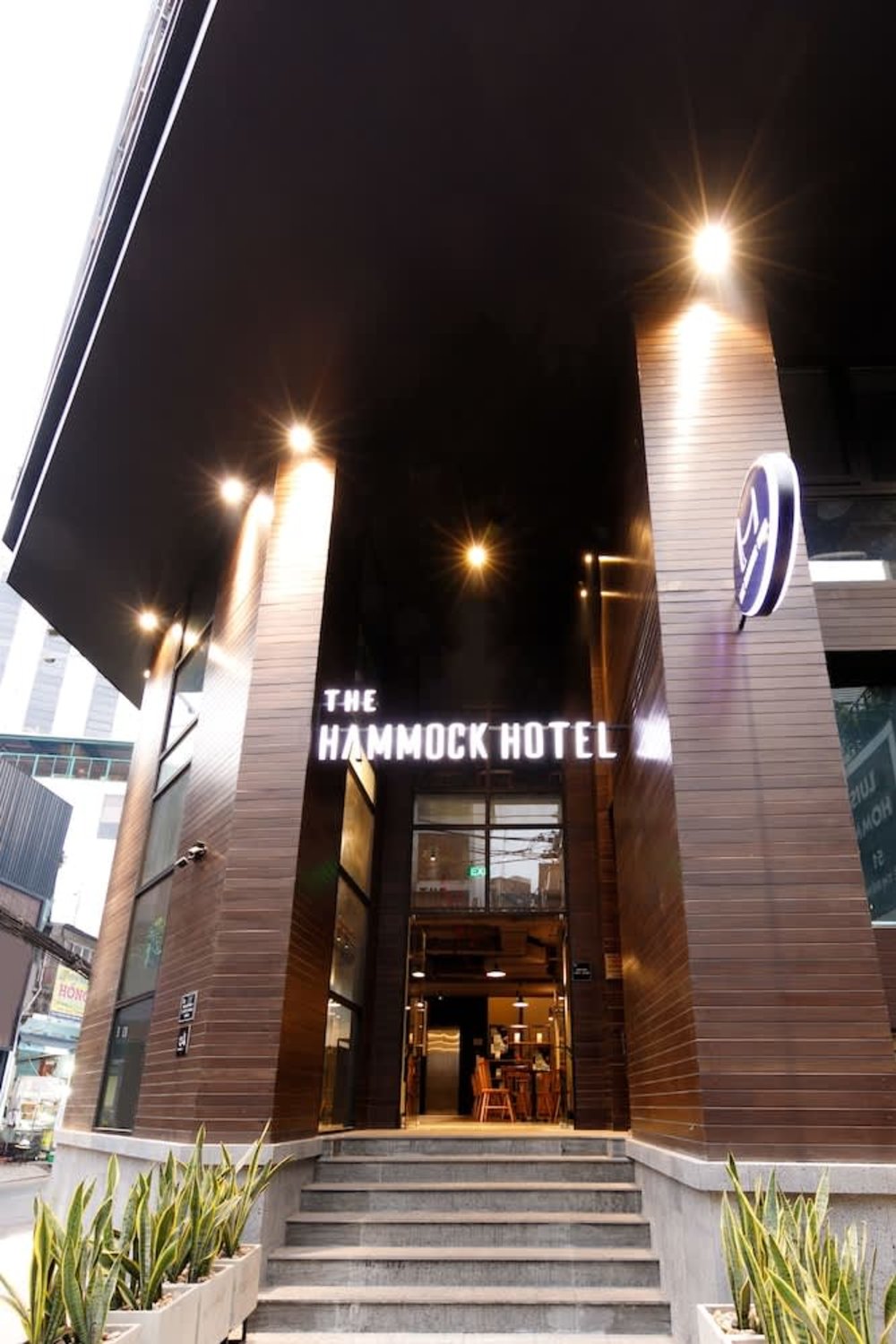 The Hammock Hotel Ben Thanh Facade