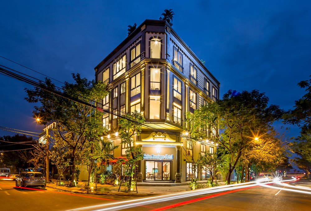 Haka Hotel & Apartment facade