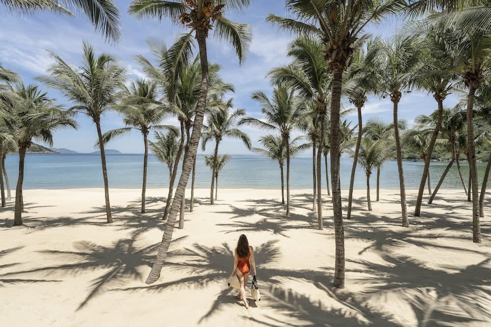 峴港洲際酒店特色 #2 絕美海灘、多種水上活動