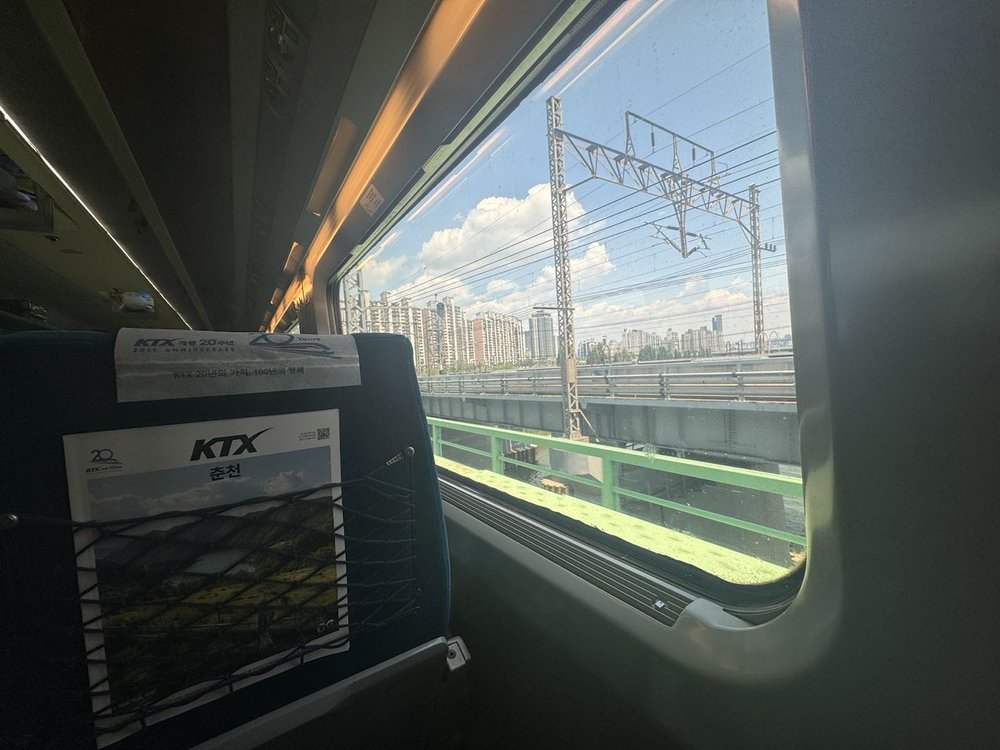 window seat on the ktx
