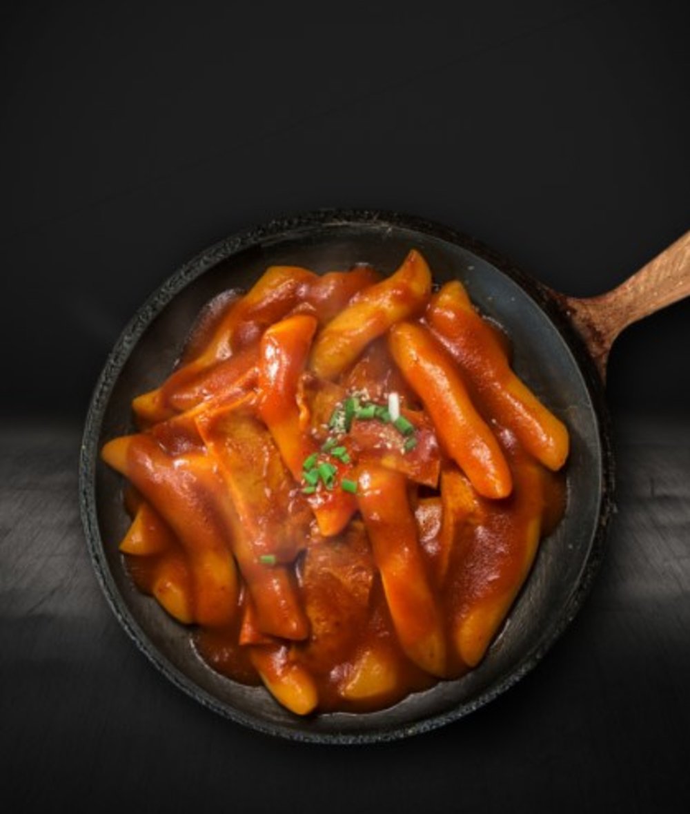 釜山樂天世界美食｜Dragon Nest 酒吧（麻城辣炒年糕）