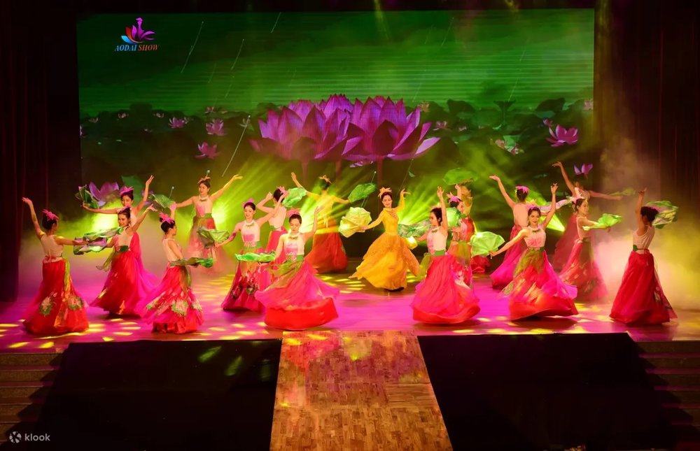 best things to do in da nang traditional show