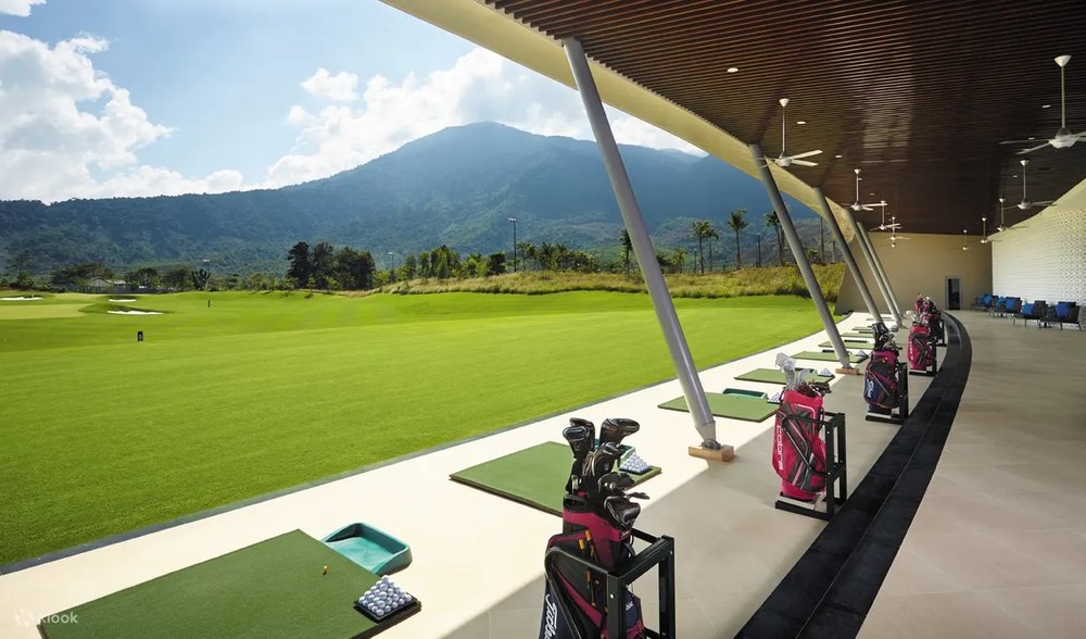 best things to do in da nang play golf