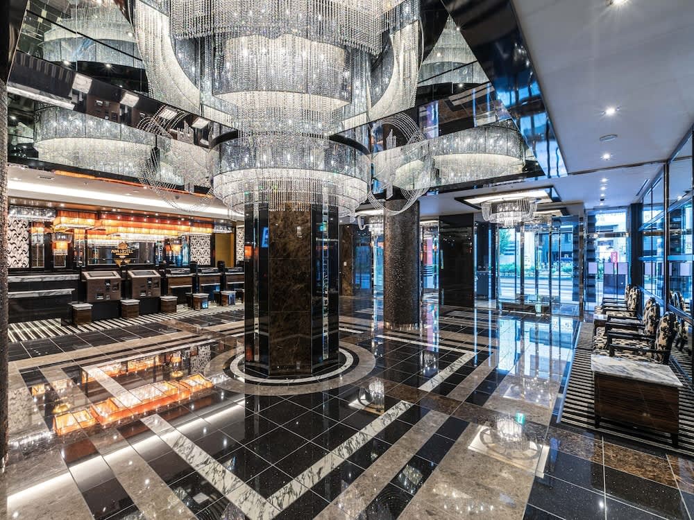 新大阪站前APA飯店大廳