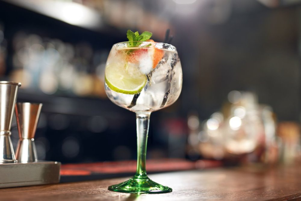 House No. 1 - Quán Bar Sôi Động Giữa Chợ Đêm Phú Quốc