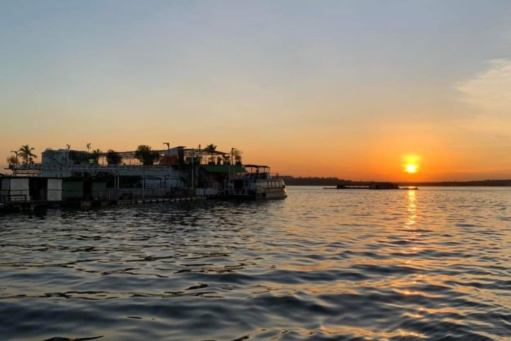 Ngắm Cảnh Biển Ở Nhà Hàng Nổi Smith Marine Floating Kelong