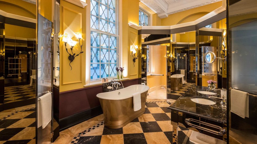 Photo credit: L’oscar London website