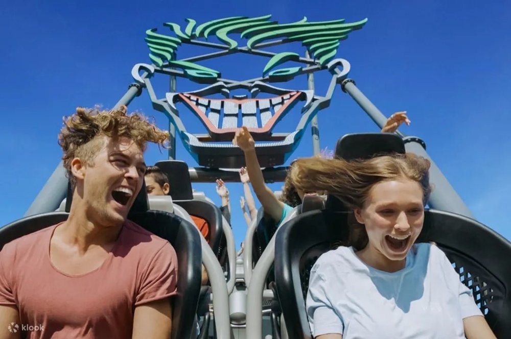 ゴールドコースト ワーナーブラザース ムービーワールド ハイパーコースター(DC Rivals HyperCoaster)