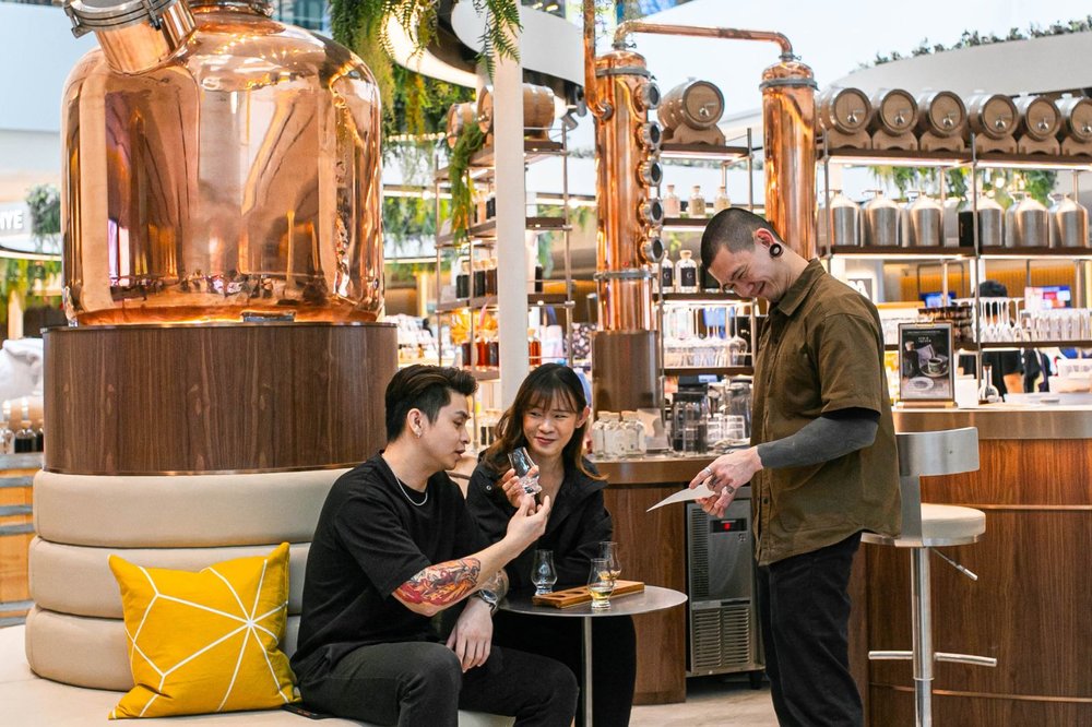 people enjoying a cocktail workshop