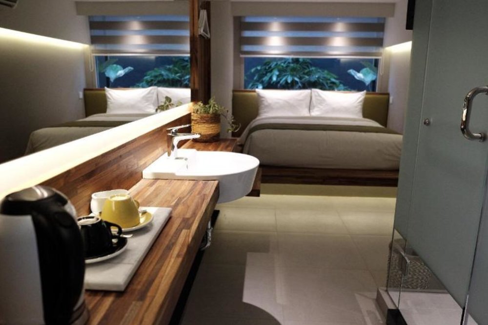 Kollektiv Bandung - Room