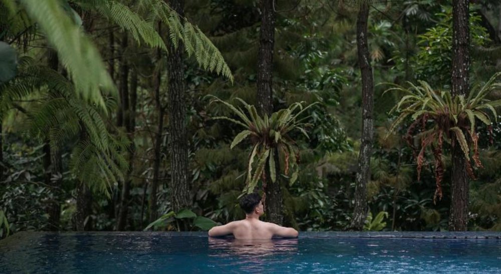 House of Sangkuriang Hotel Bandung - Swimming Pool 2