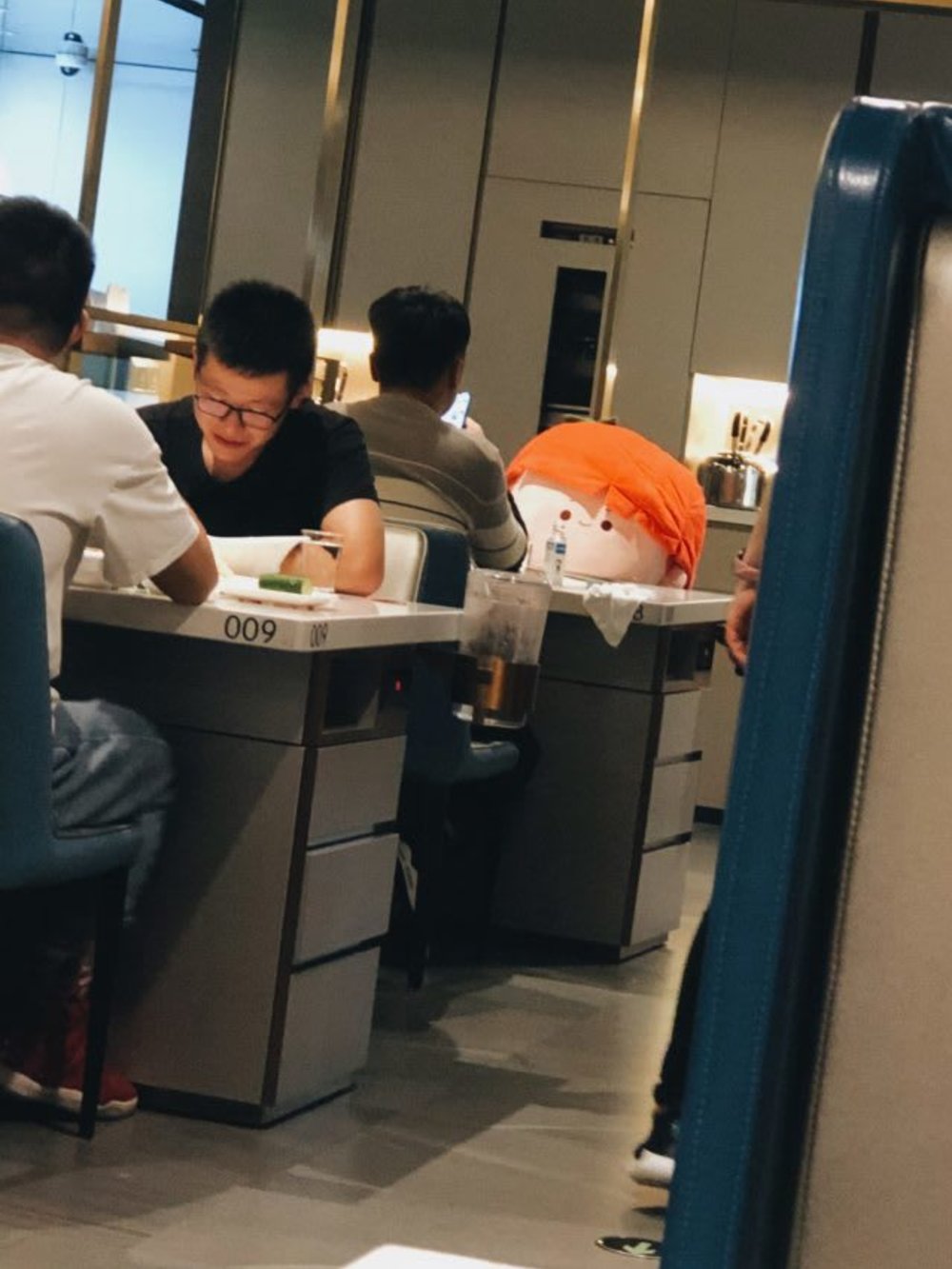 จุดชมวิวพื้นกระจก, เครื่องเล่น TRON, เสี่ยวหลงเปายักษ์ และประสบการณ์อื่นๆ ที่ต้องลองในเซี่ยงไฮ้ 12