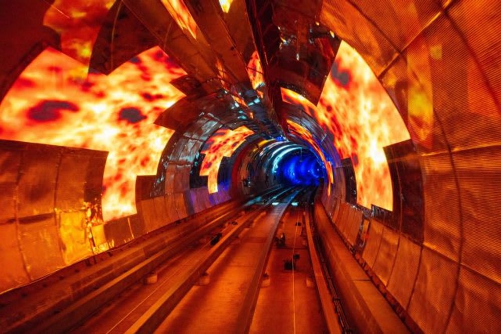 จุดชมวิวพื้นกระจก, เครื่องเล่น TRON, เสี่ยวหลงเปายักษ์ และประสบการณ์อื่นๆ ที่ต้องลองในเซี่ยงไฮ้ 16