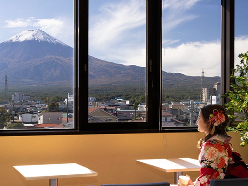 where to eat with a view of fuji Tourist Base Kawaguchiko
