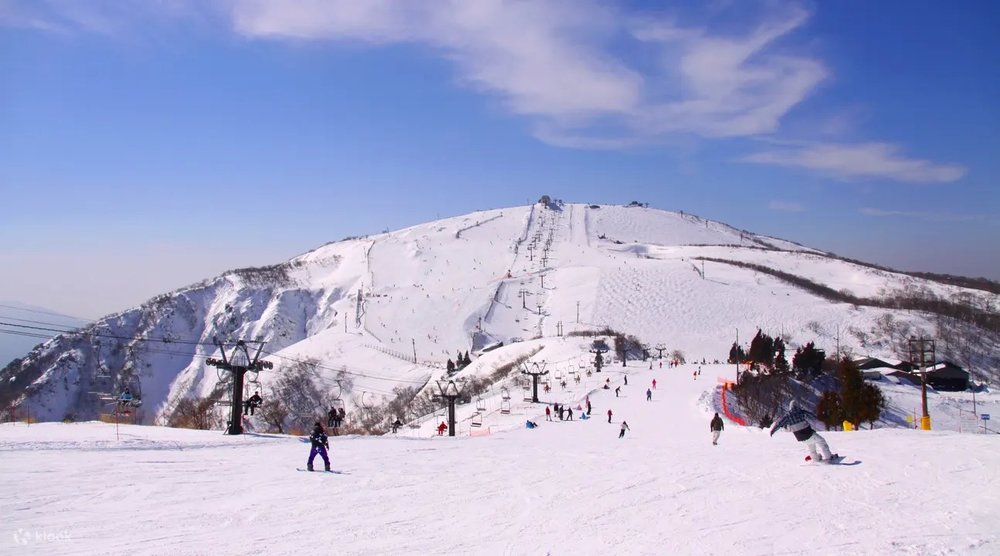 琵琶湖山谷滑雪場