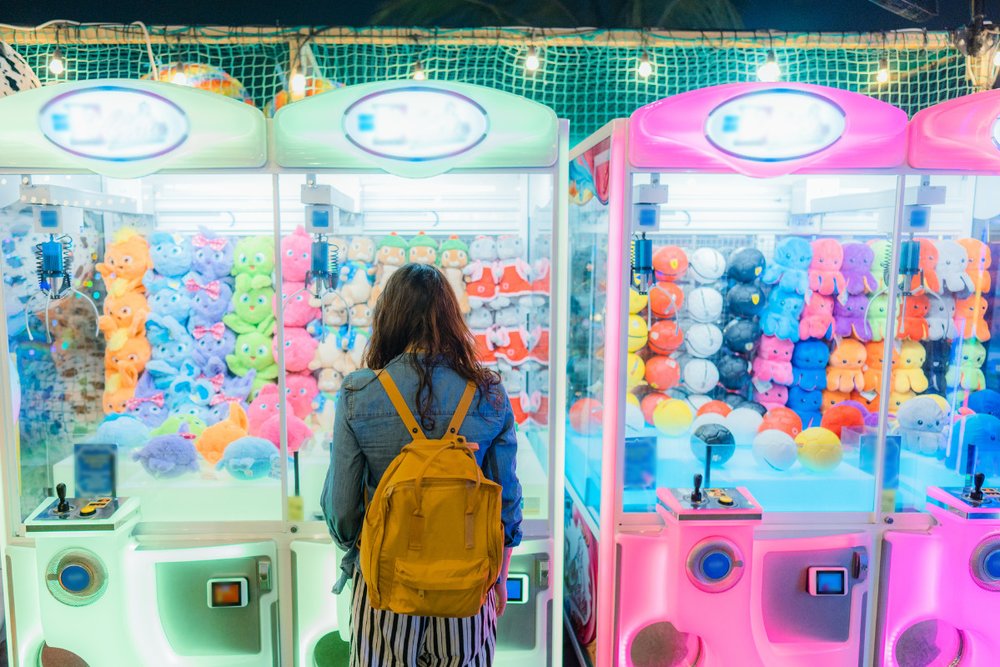 Thử Vận May Với Máy Gắp Thú Và Gachapon