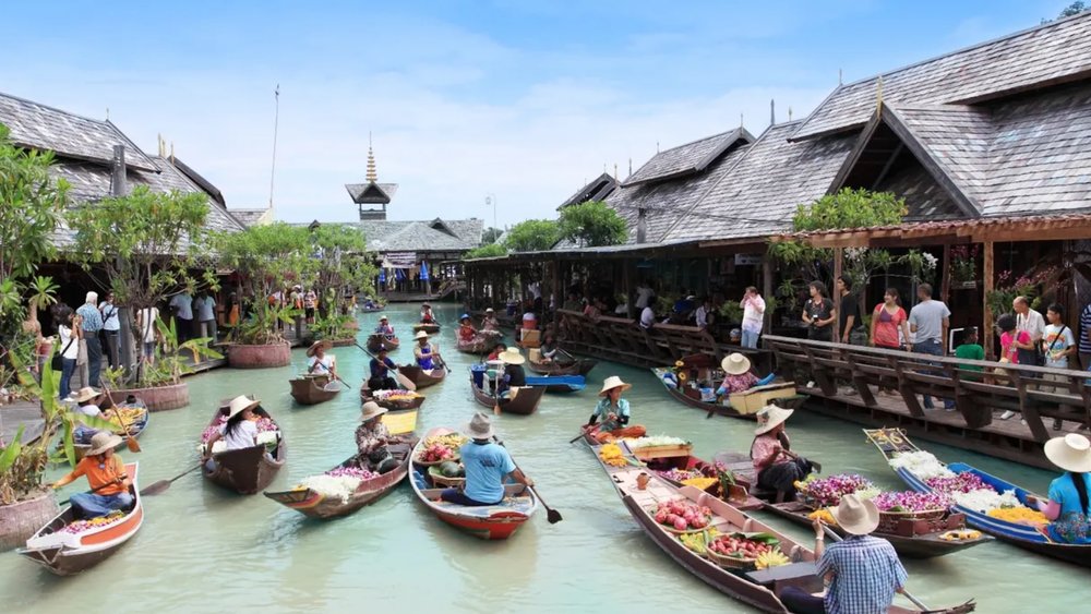 Enjoy effortless travel in our top visa-free countries for Indians!