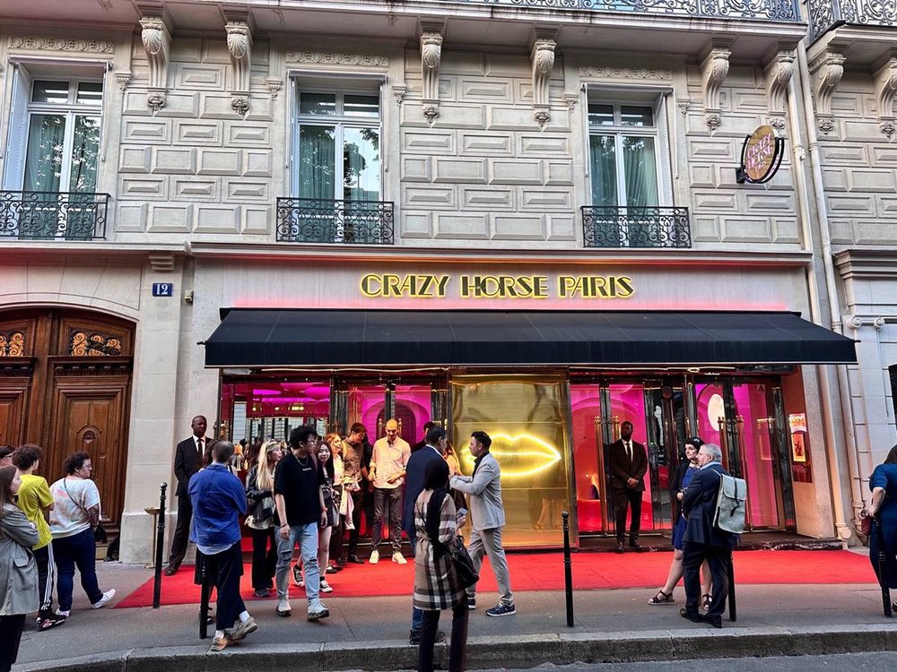 パリ クレイジーホース