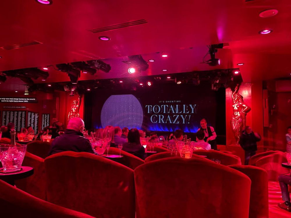 パリ クレイジーホース トータリー・クレイジー!(Totally Crazy!)