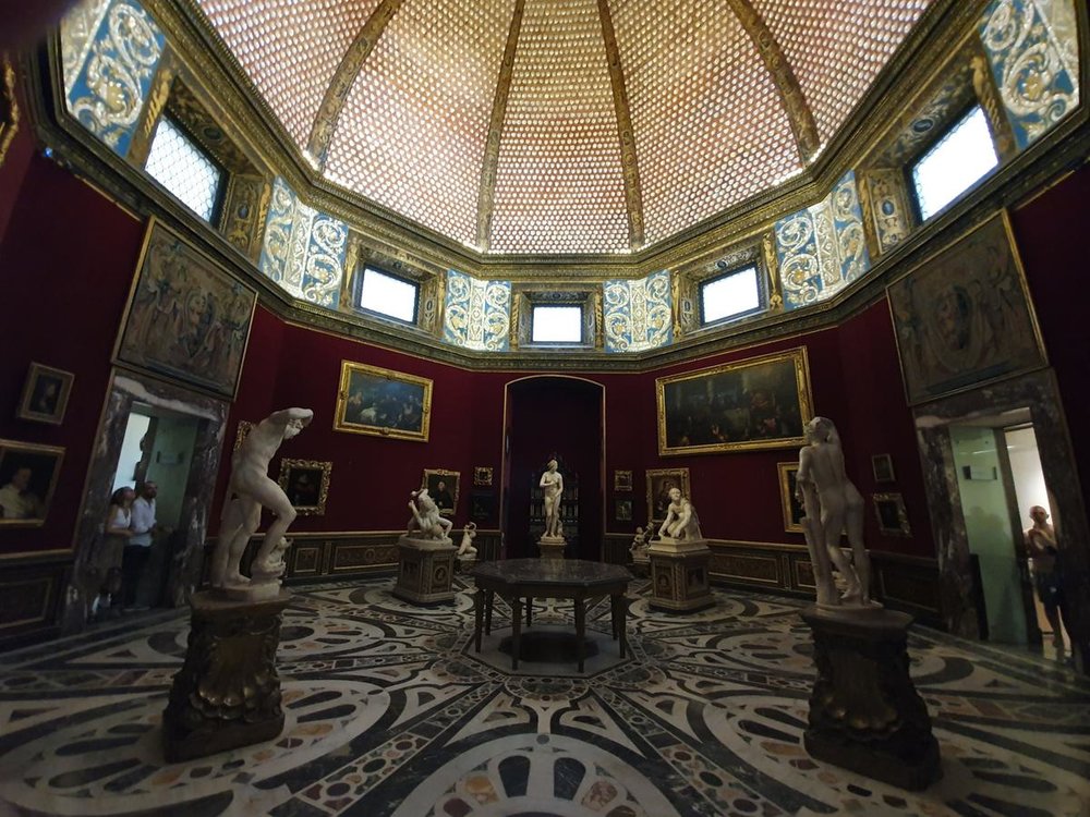 イタリア フィレンツェ ウフィツィ美術館 トリブーナ