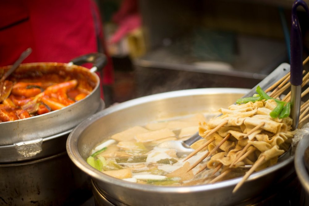 Chợ Gwangjang Có Gì Ăn? Đừng Bỏ Lỡ Món Ăn Đường Phố Hấp Dẫn