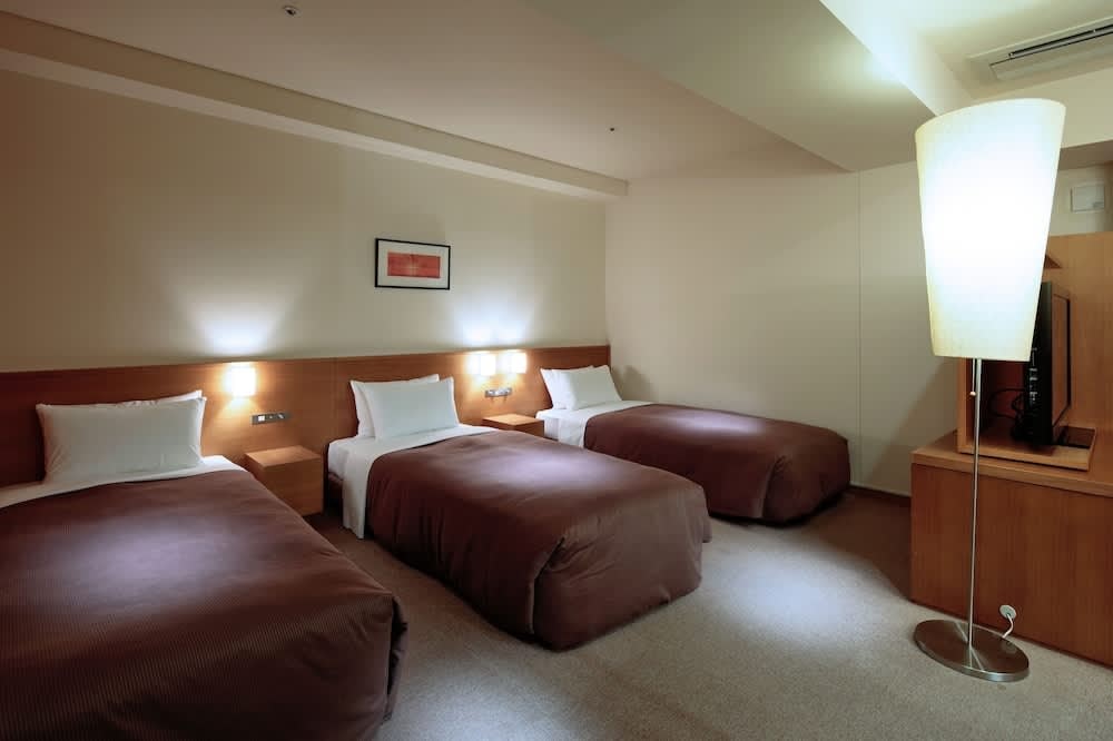 上野公園光芒飯店｜三人房