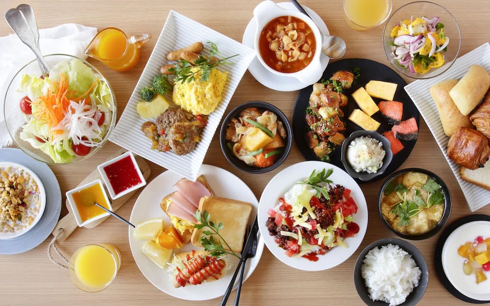 上野公園光芒飯店｜日式、西式餐點通通有