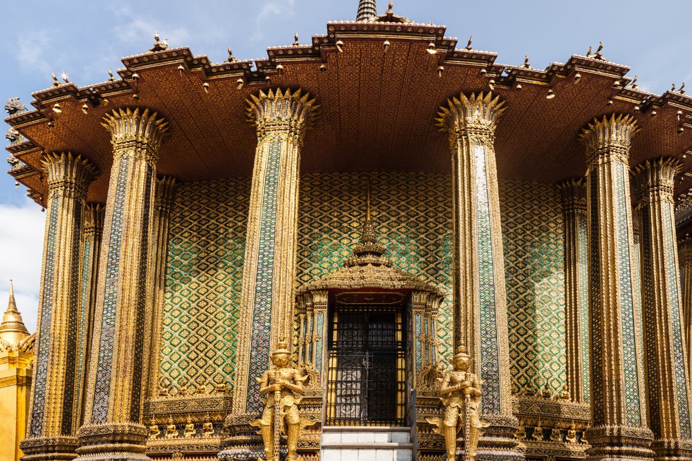 Tìm Hiểu Về Cung Điện Hoàng Gia Tại Thư Viện Phra Mondop