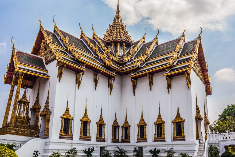 Thăm Quan Đền Thờ Hoàng Gia Prasat Phra Dhepbidorn