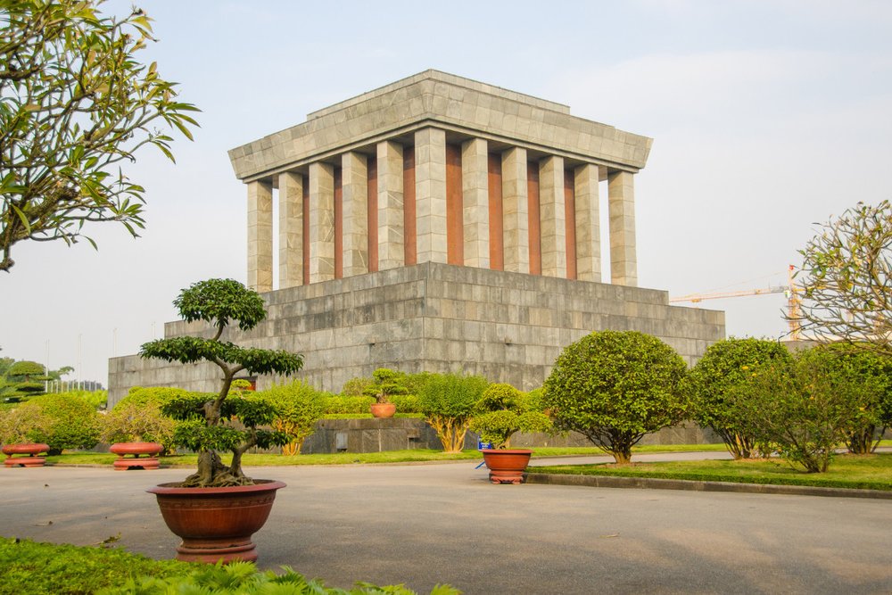 Tham Quan Kiến Trúc Trong Và Ngoài Kiến Trúc Lăng Chủ Tịch Hồ Chí Minh