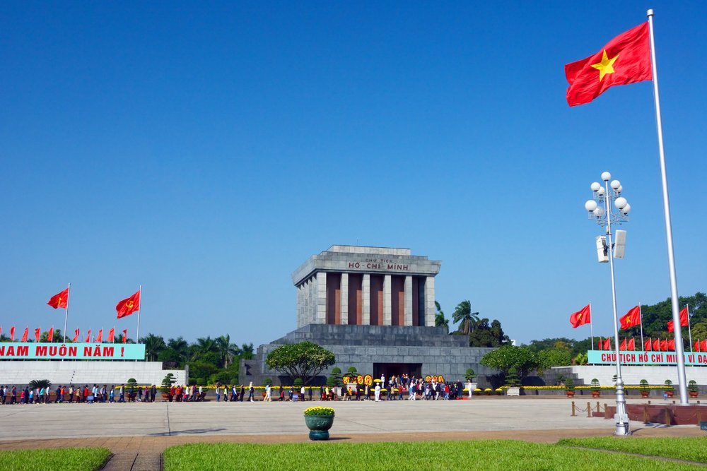 Giá Vé Lăng Chủ Tịch Hồ Chí Minh Bao Nhiêu? 