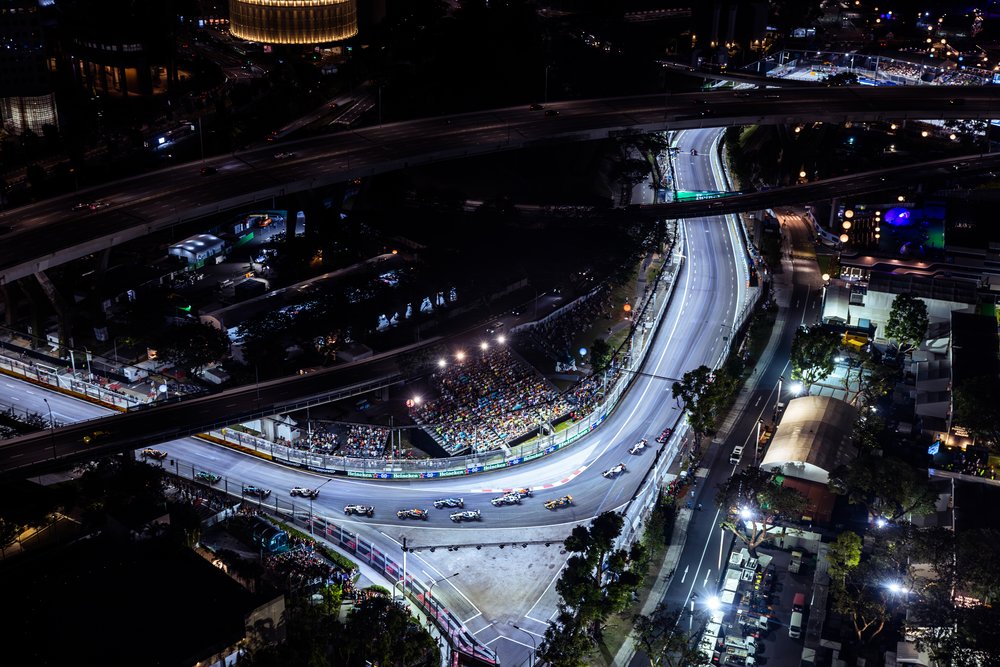 Singapore Grand Prix - F1 cars speeding past Turn 5 of the Marina Bay Street Circuit