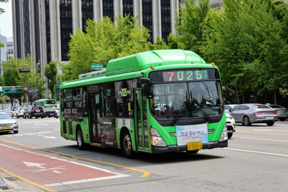韓国 支線バス・マウルバス（グリーン）