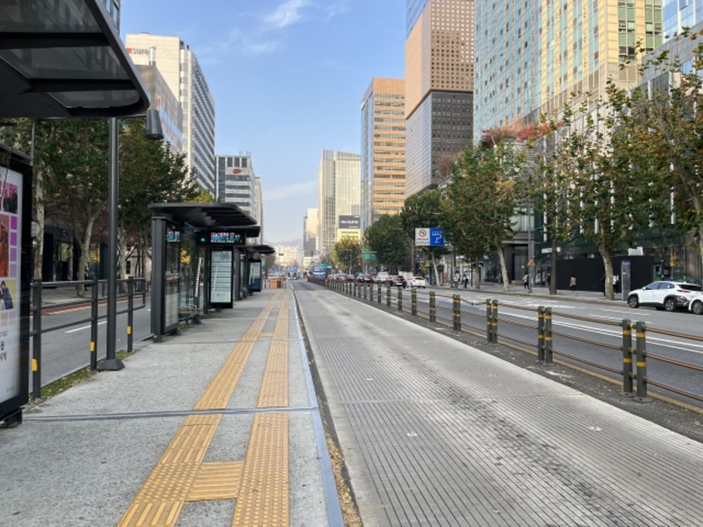 韓国 バス停留所