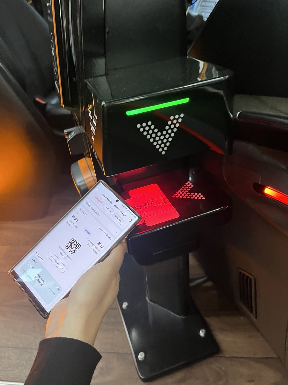 韓国 高速バス 乗車