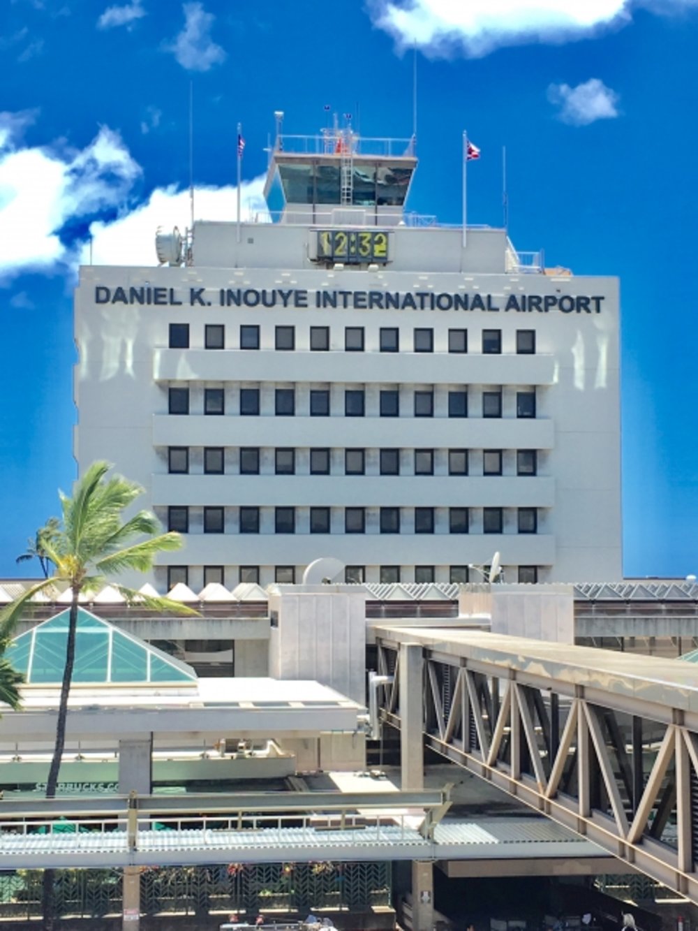 ハワイ ホノルル ダニエル・K・イノウエ国際空港