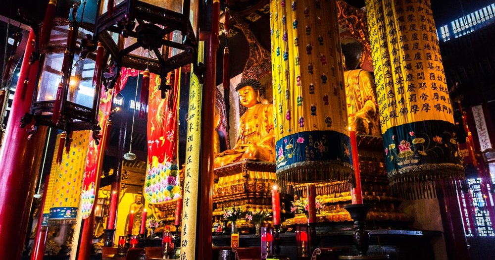 Things to do in Shanghai - Jade Buddha Temple Interior