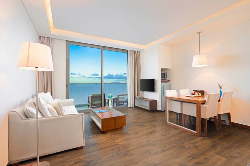 峴港住宿推薦｜樂卡爾特峴港海灘飯店｜海景兩臥室套房 帶陽台