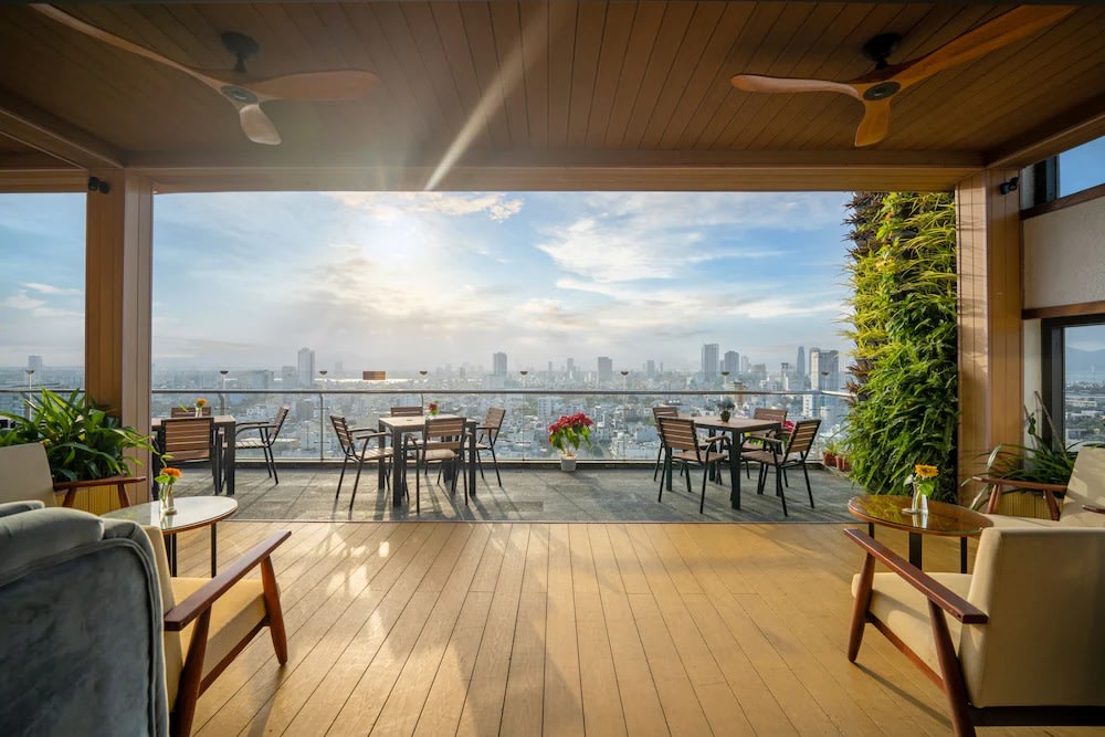  峴港住宿｜鑽石海飯店