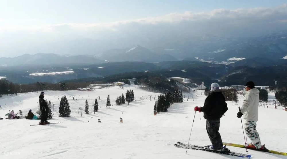 名古屋滑雪｜名古屋鷲岳滑雪場