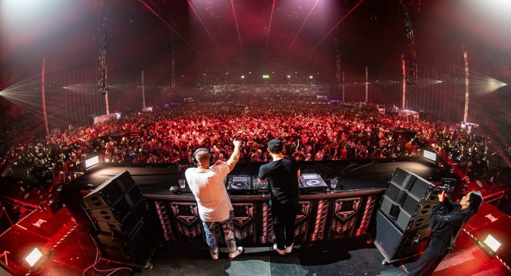DJs hyping crowd