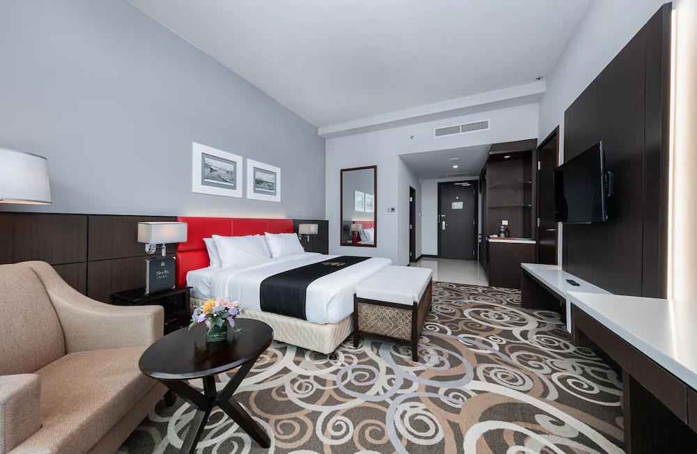 MY raia hotel and convention centre kuching