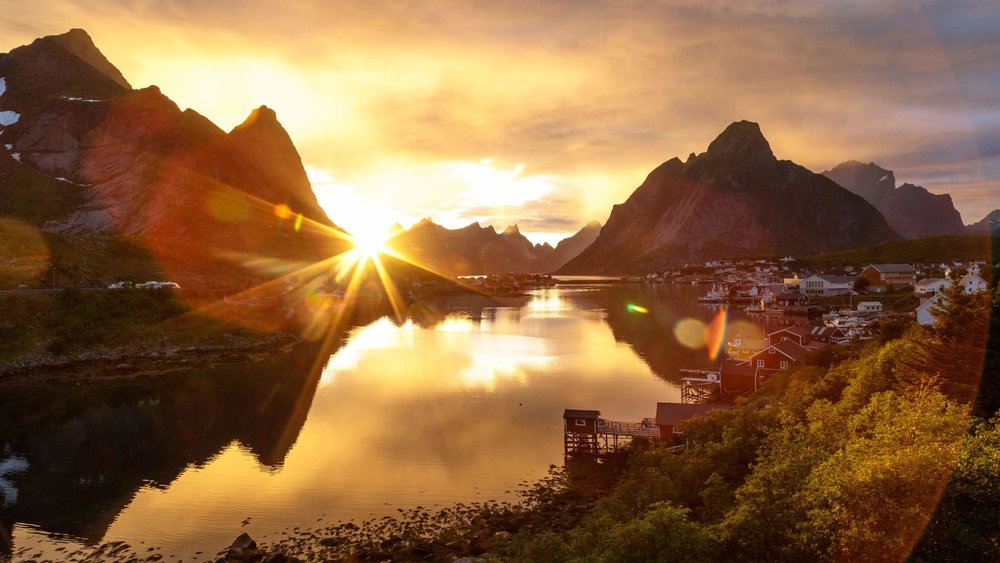 挪威景點, 雷納小鎮 Reine