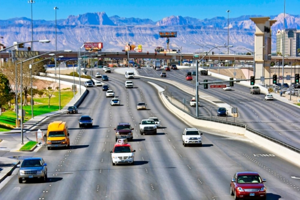 US ロサンゼルスからラスベガス ハイウェイ