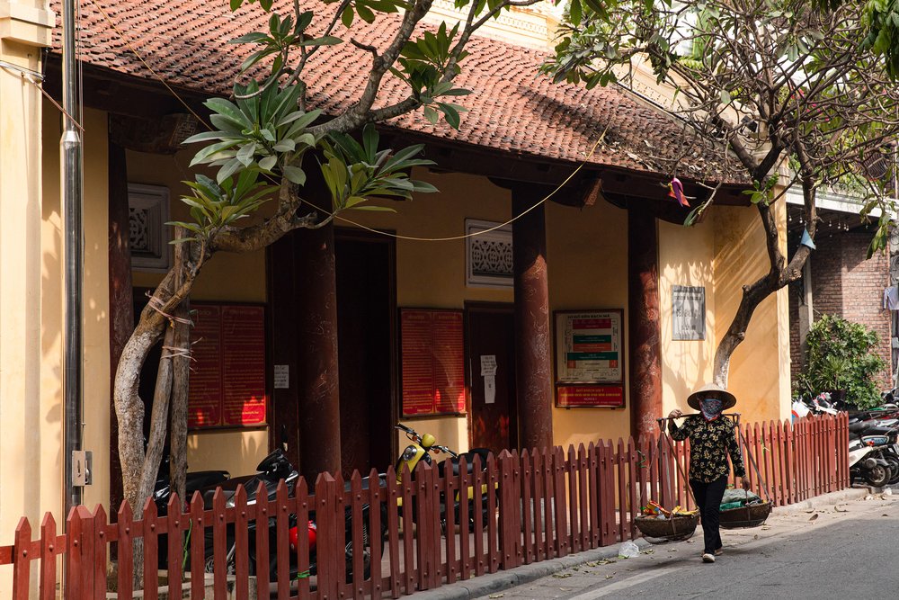 Thăng Long Tứ Trấn