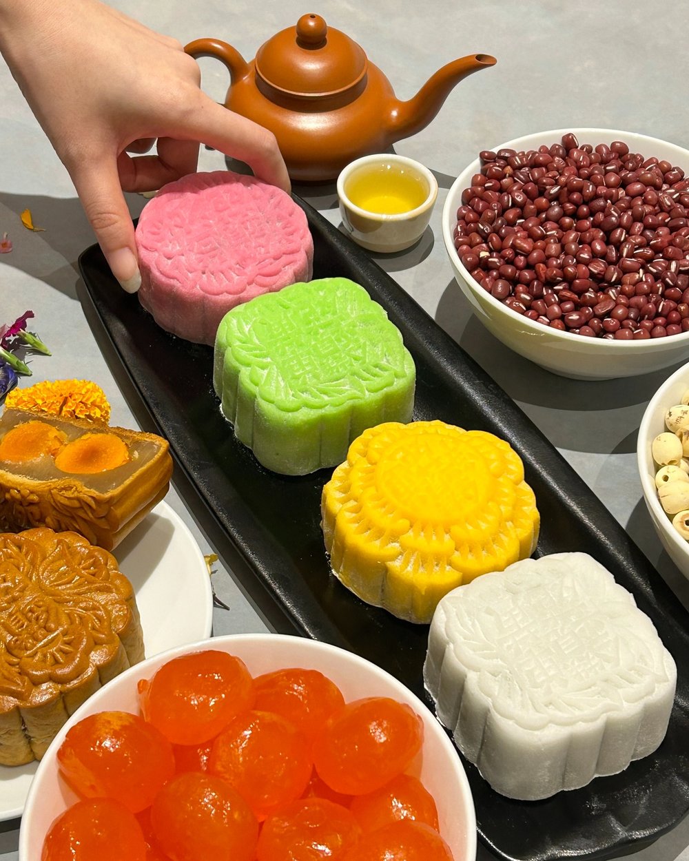 One World Hotel Petaling Jaya Mid Autumn Festival 2024 mooncake set