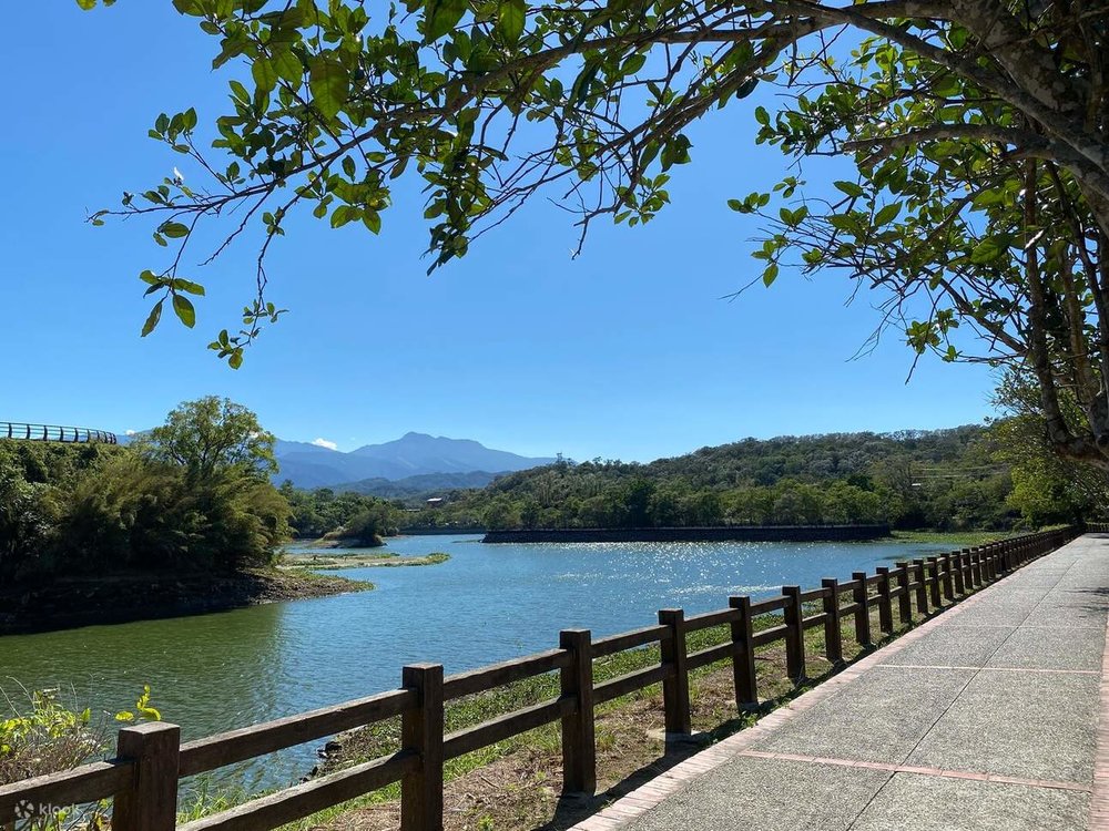 Hồ Nga Mi Tân Trúc