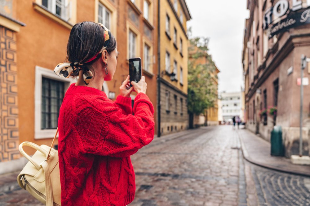 dien-thoai-ho-tro-esim