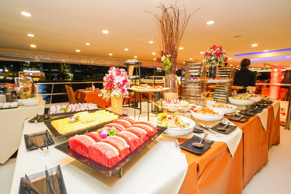 foods at meridian dinner cruise