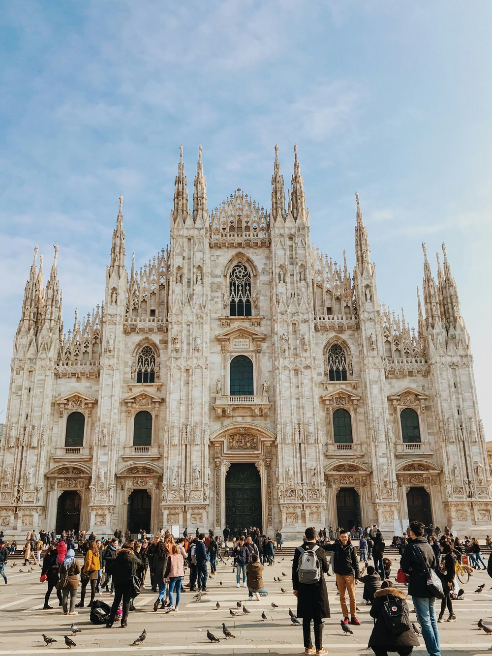front view of the duomo milano during day time